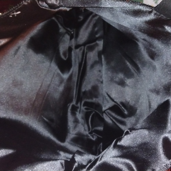 Victoria Secret black sequin tote bag+ Victoria Secret black sequin wristlet bag - Picture 12 of 17